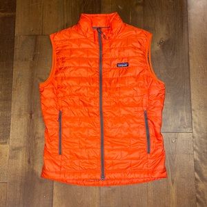 NWOT Men’s Patagonia Puffy Vest Orange Medium
